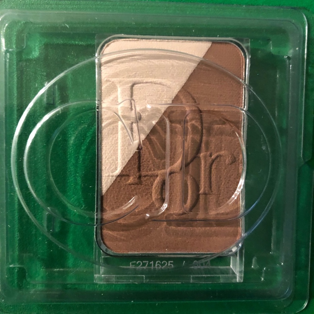 Dior highlight & bronzer (tester) unused 004 Final Sale.